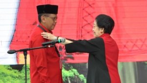 Megawati Kembali Lantik Hasto Sebagai Sekjen PDIP