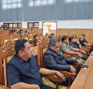 DPRD Gumas Rapat Paripurna Sampaikan Hasil Reses